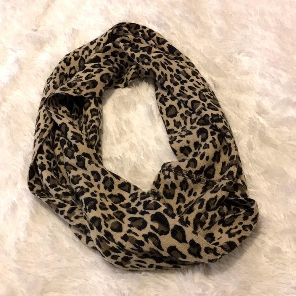 Leopard Infinity Scarf